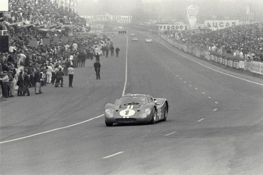  Ford GT40 (Mk IV) 1967 года  (фото 23 из 81)